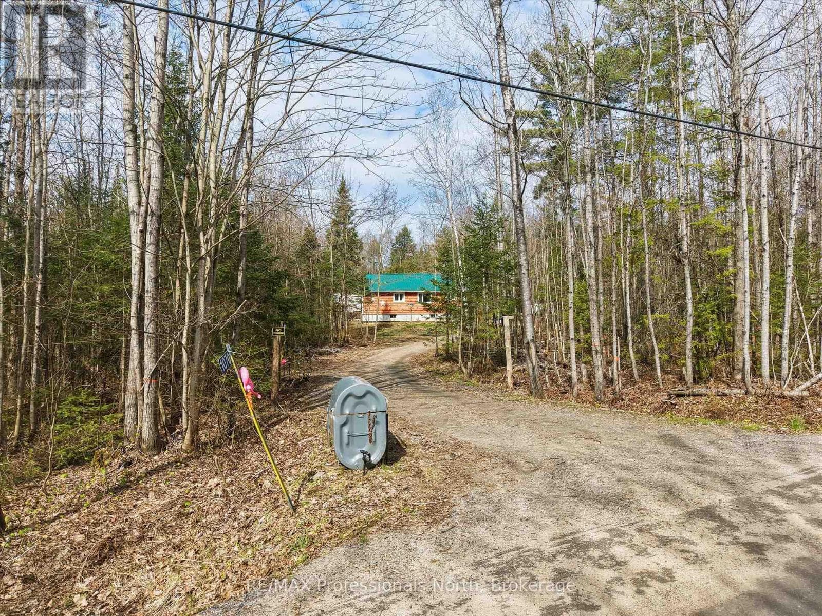 1070 VANKOUGHNET ROAD ROAD, OnePoint — photo 3