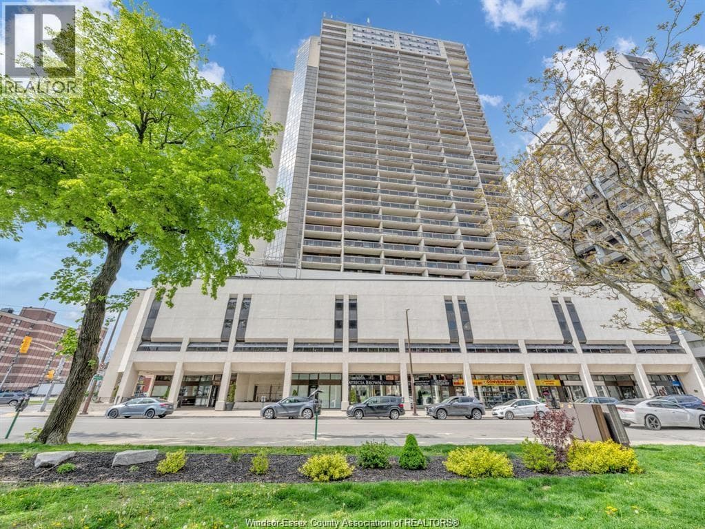 150 PARK STREET UNIT 702, Windsor — photo 2