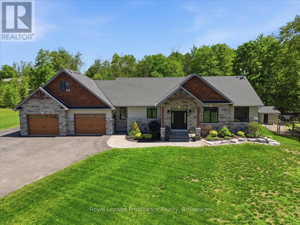 63 HIDDENVALLEY DRIVE, Central Lakes — photo 2