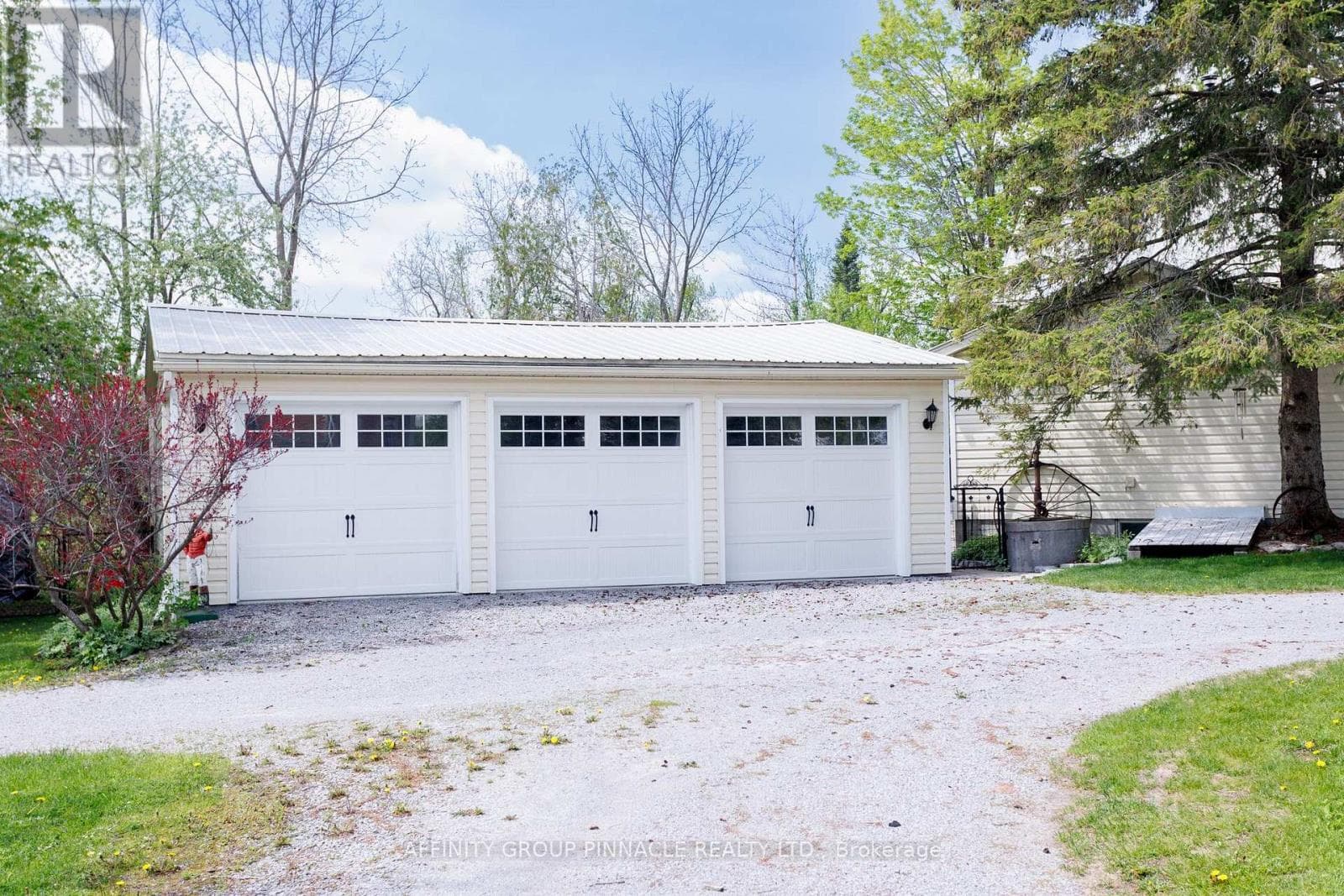 145 KING STREET, Central Lakes — photo 5