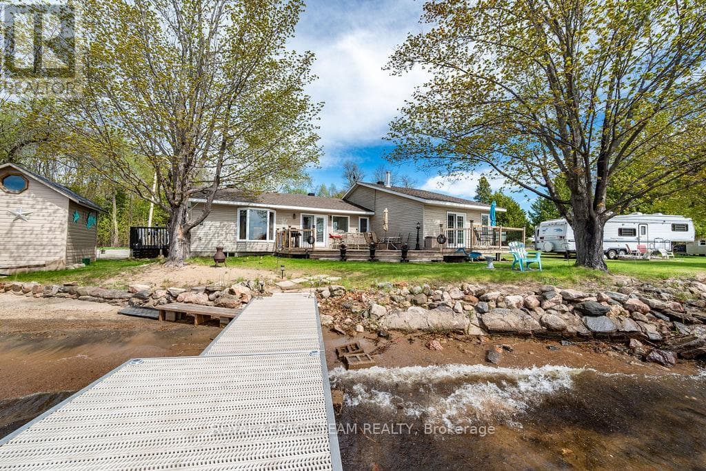 437 ISLAND VIEW DRIVE in 