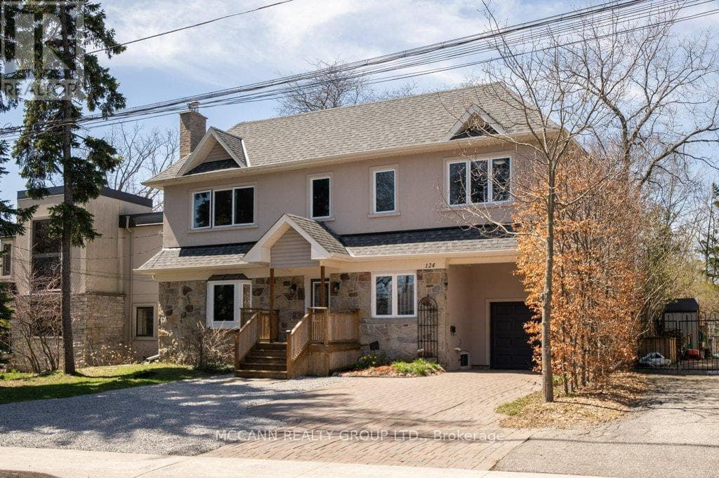 124 SCARBORO CRESCENT, Toronto — photo 3