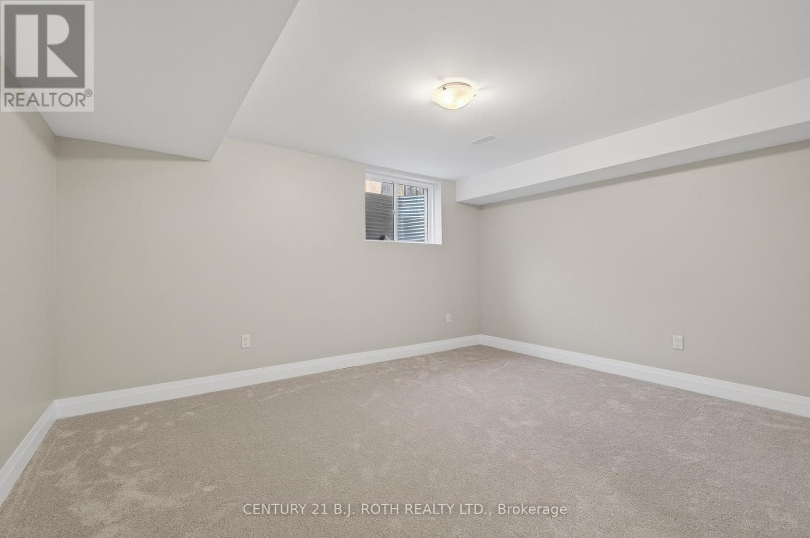 18 STONEHART LANE, Toronto