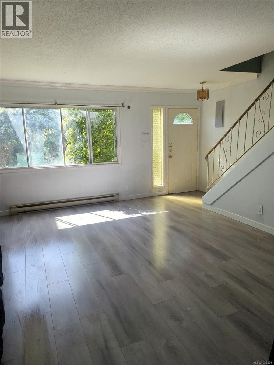 976 MARKET STREET, Victoria — photo 3