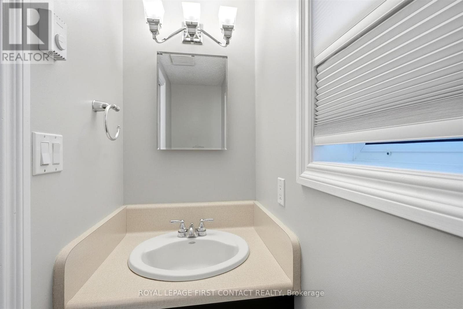 312 BARNETT AVENUE, Toronto — photo 5