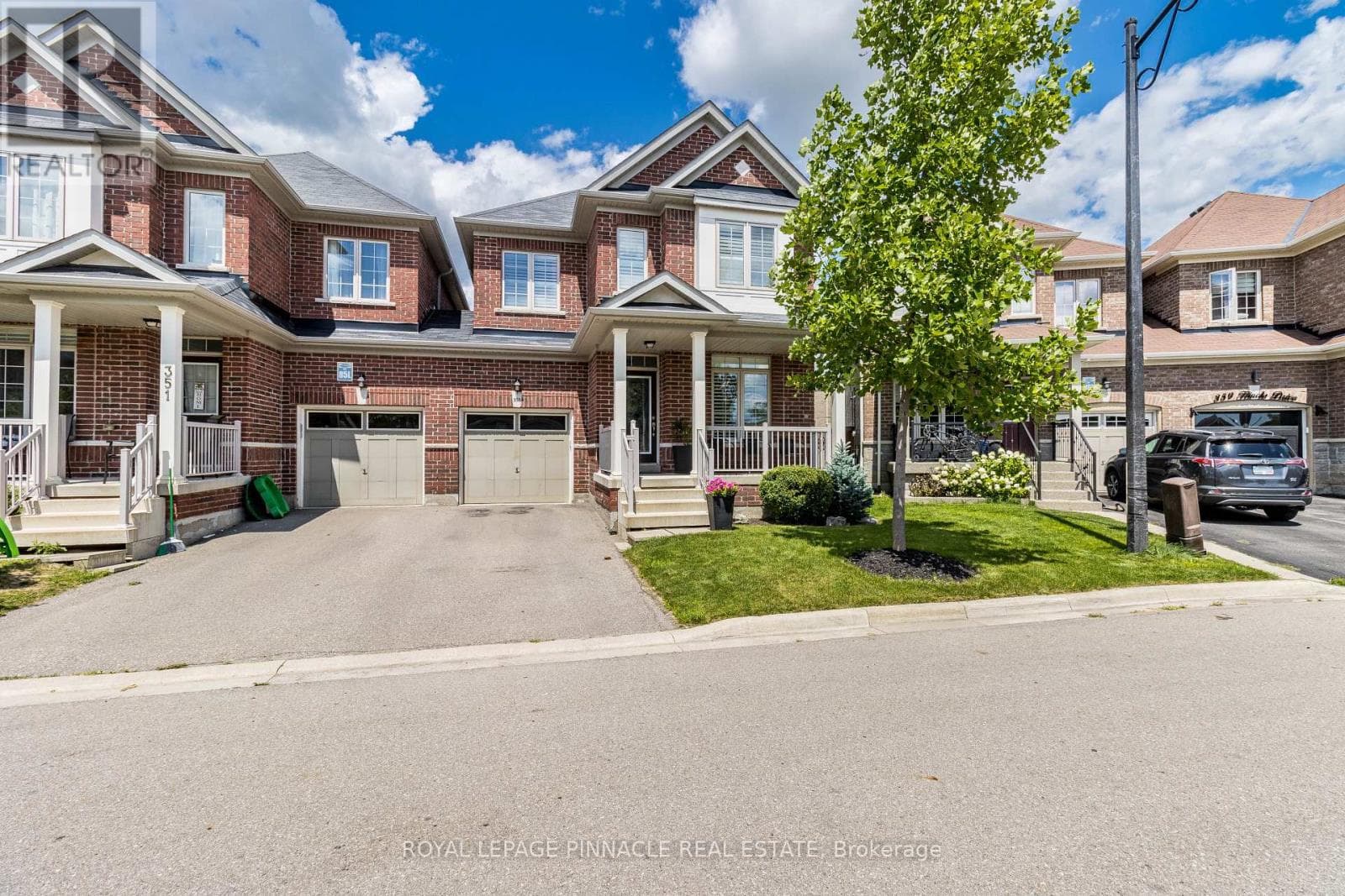 353 HINCKS DRIVE, Toronto — photo 2
