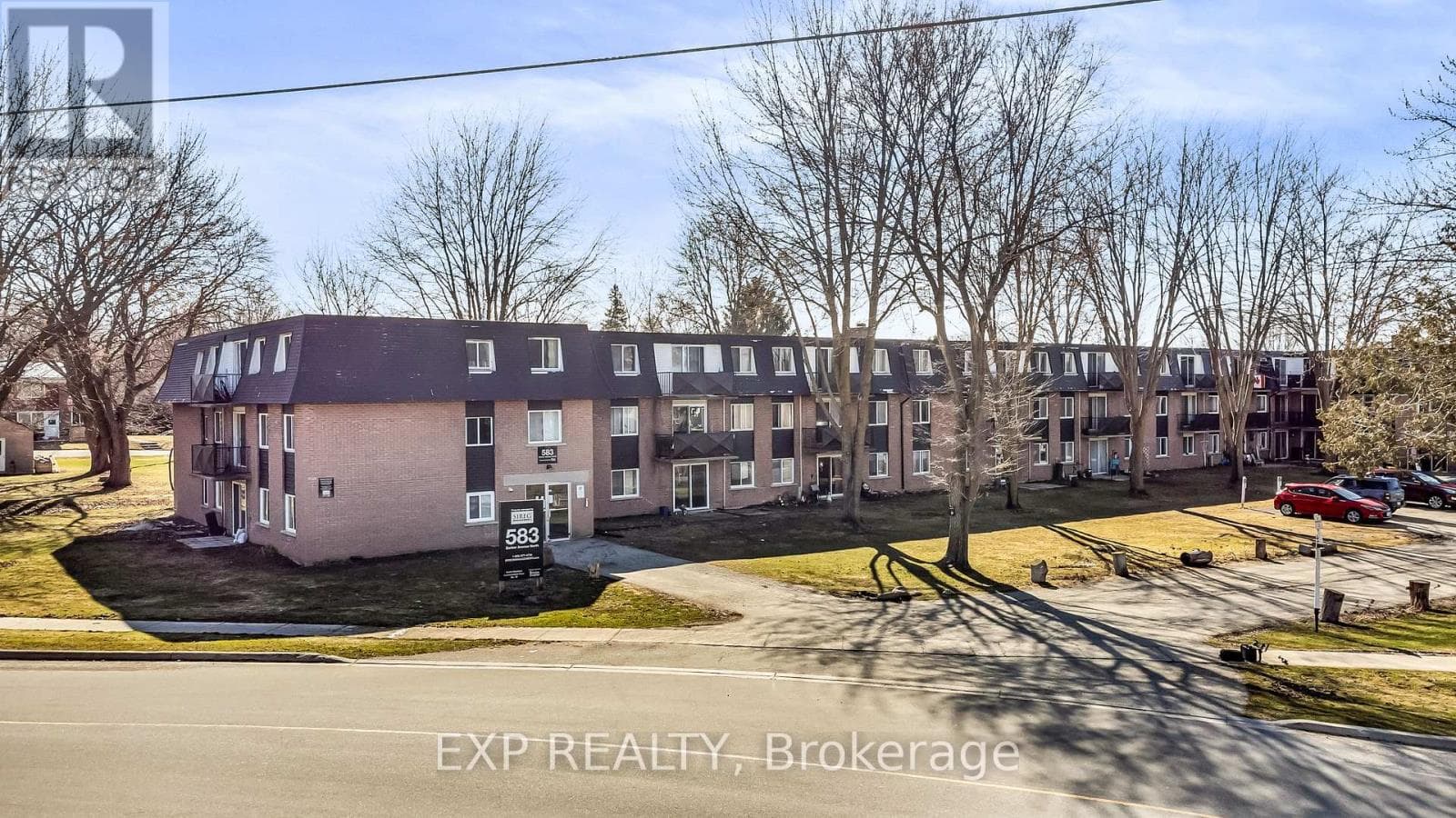 3 - 583 BARBER AVENUE N, Toronto — photo 4