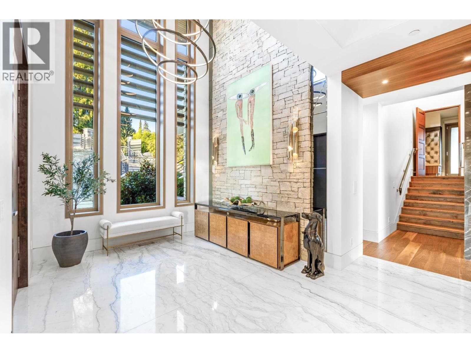 1036 EYREMOUNT DRIVE, Greater Vancouver — photo 5