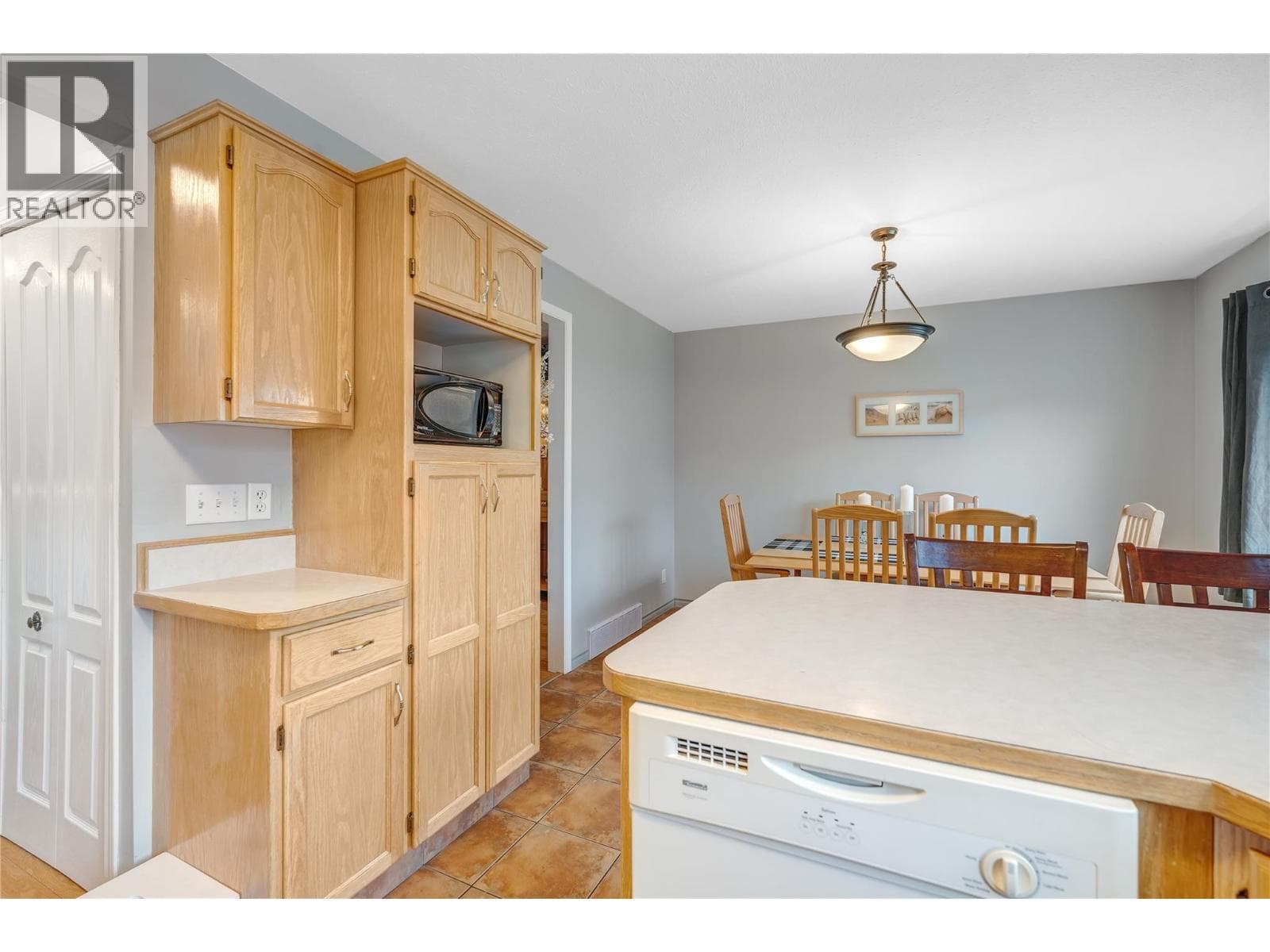 3153 Paris Street Unit# 158, Interior REALTORS® — photo 5