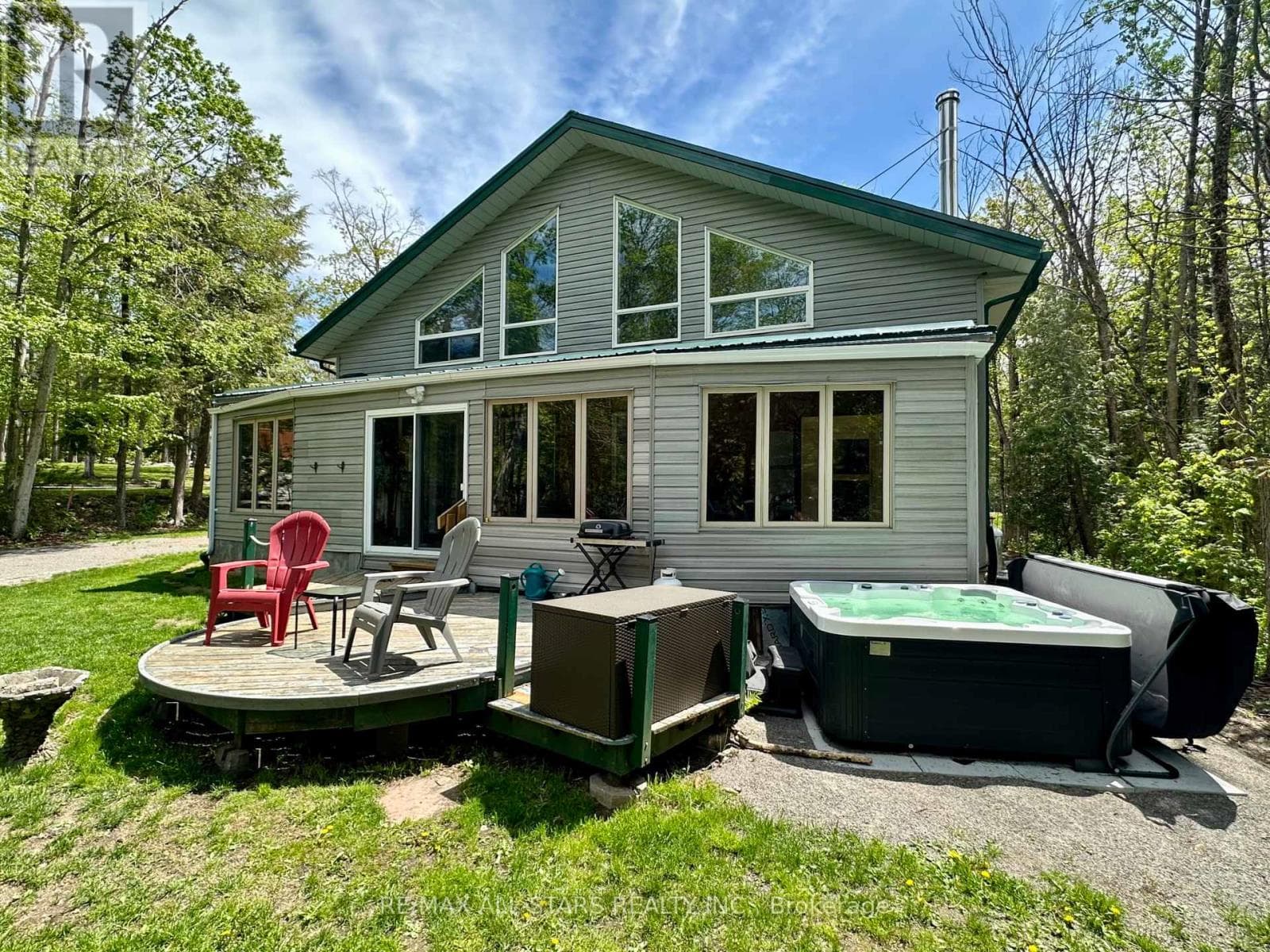 398 EDWINA DRIVE in Harvey