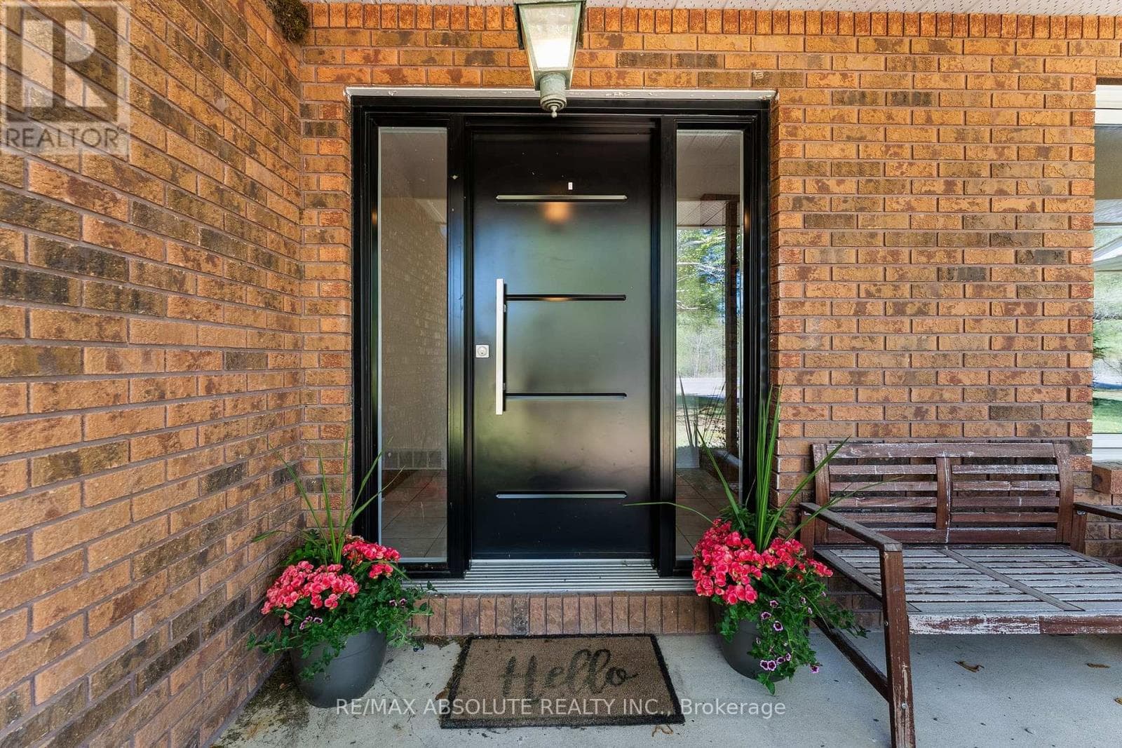 213 CALABOGIE ROAD, Ottawa — photo 2