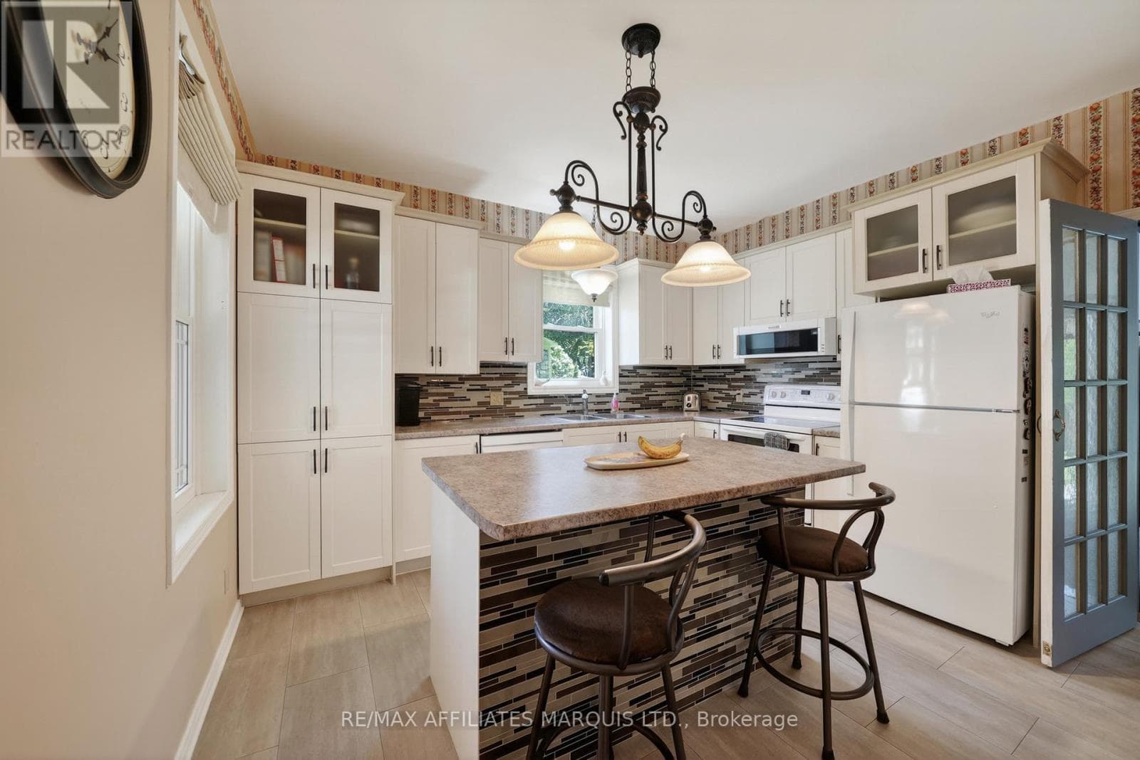 127 LAWRENCE AVENUE, Cornwall — photo 4