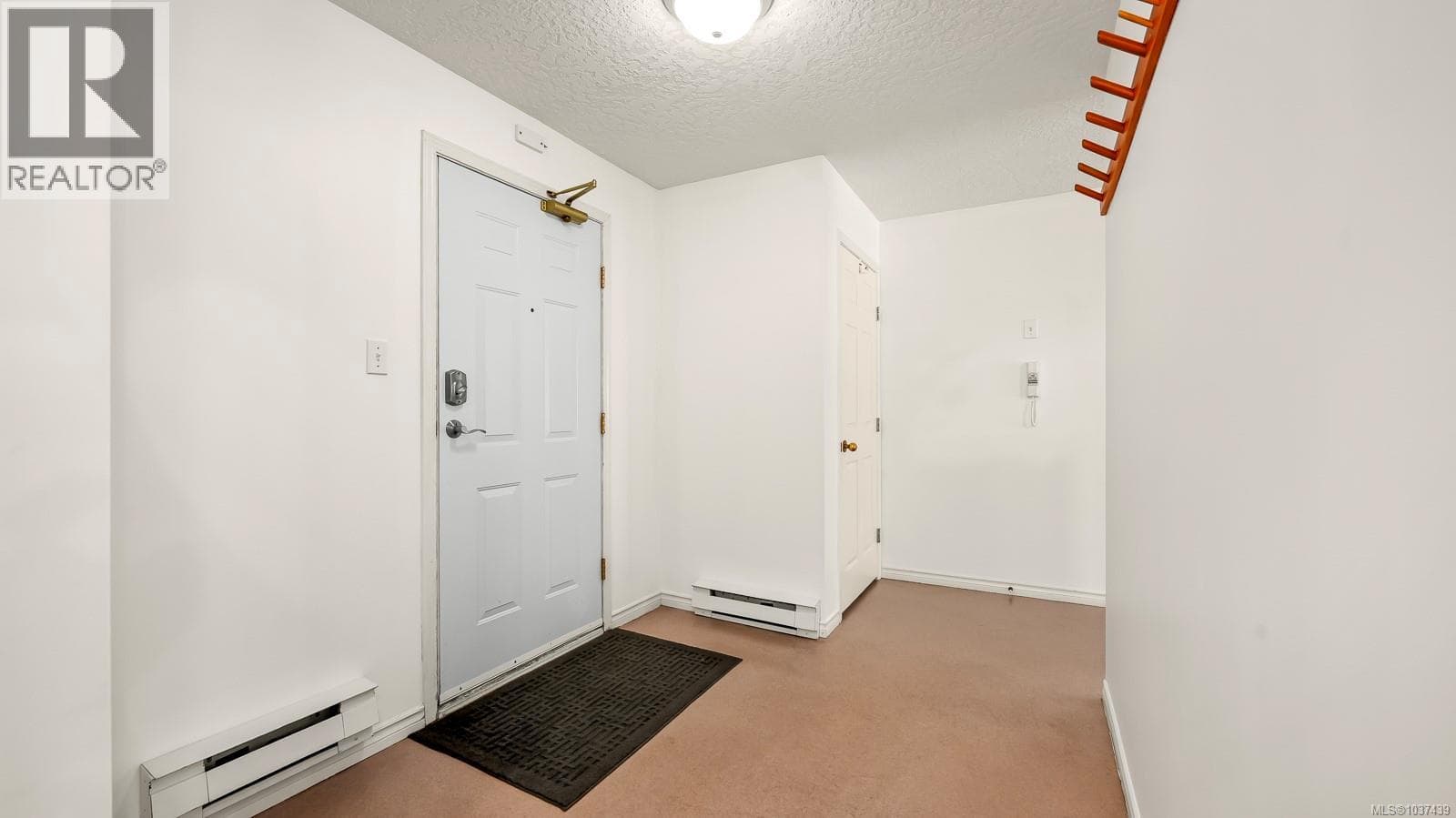 502 1201 Henry Rd, Vancouver Island — photo 5