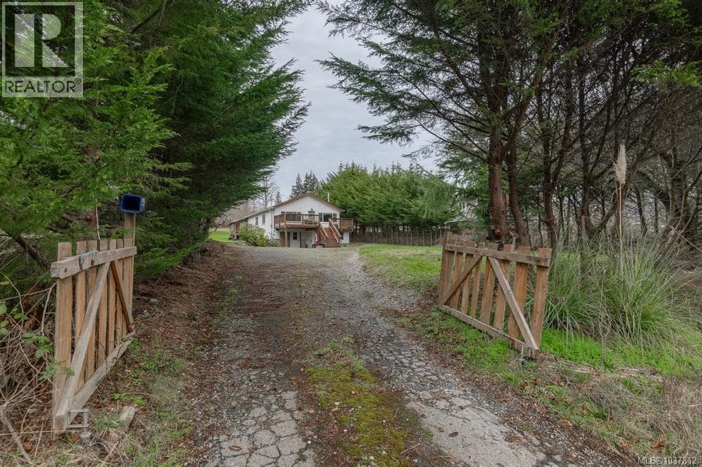 6820 GRANT ROAD WEST, Vancouver Island — photo 2