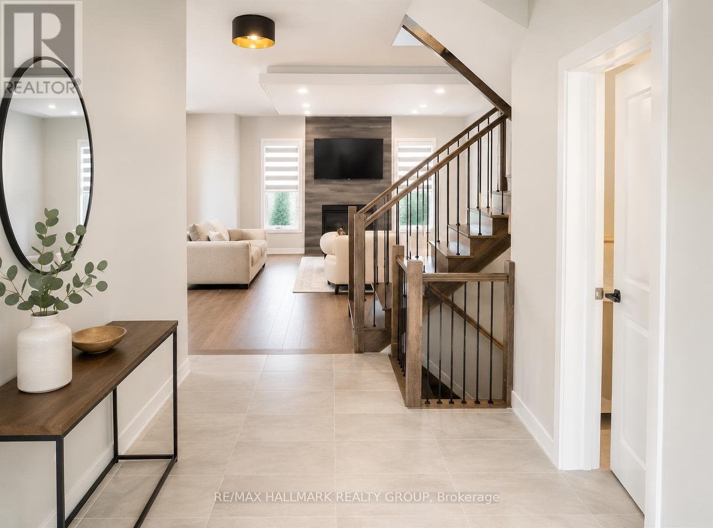 - 20 RUTILE STREET, Ottawa — photo 3