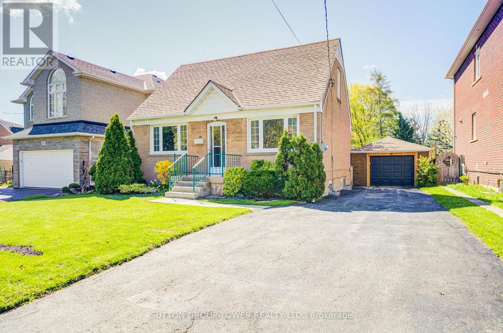 31 MELODY ROAD, Toronto — photo 3
