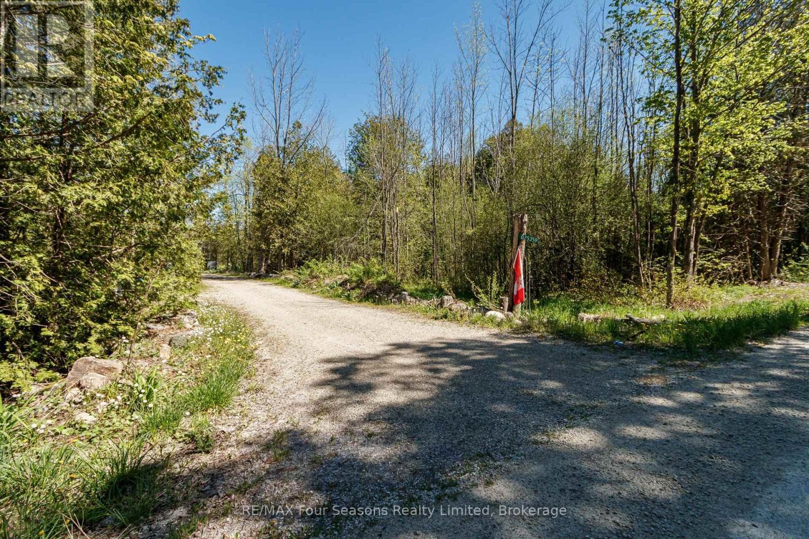 025359 EUPH-ST VINCENT TOWNLINE, OnePoint — photo 5
