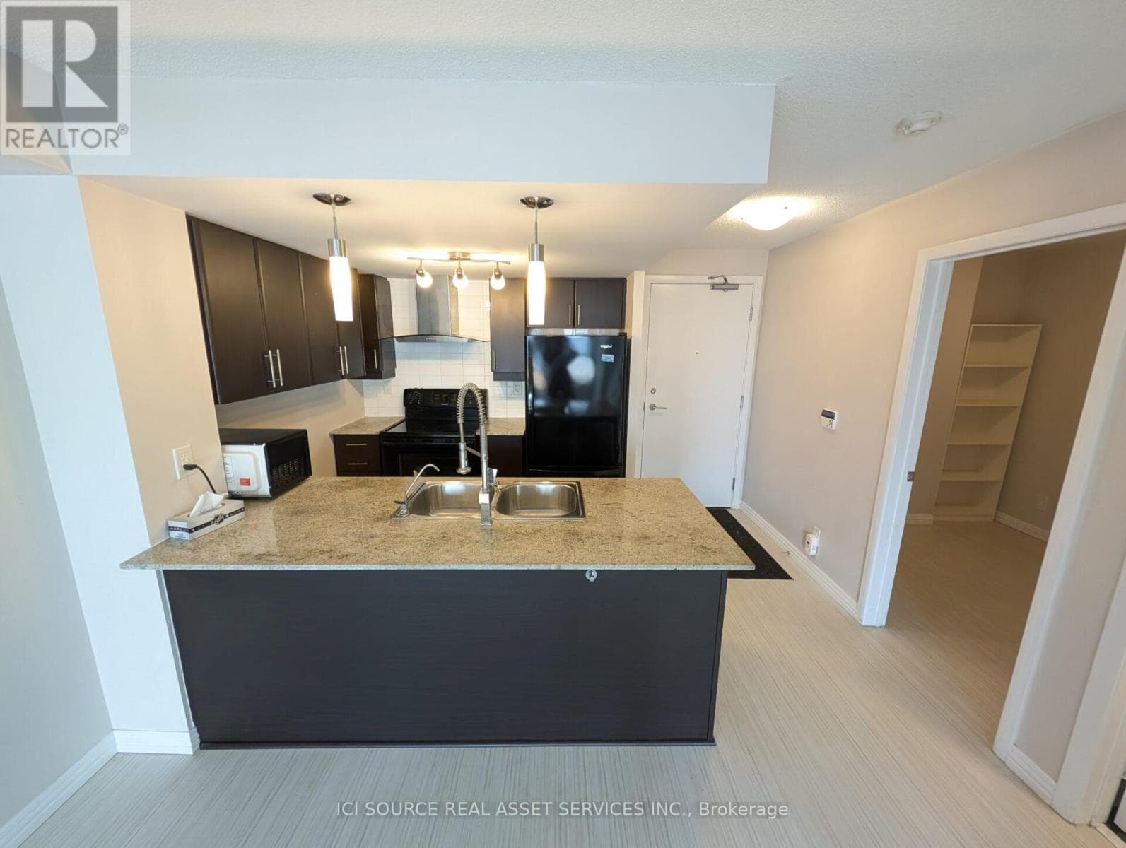ALX06 - 1235 VILLIERS LINE, Toronto — photo 2