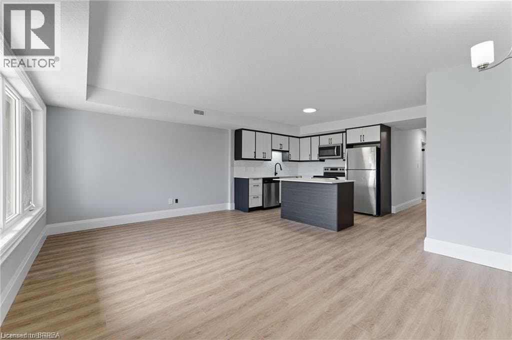 160 ROCHEFORT STREET STREET UNIT A17, Brantford — photo 4