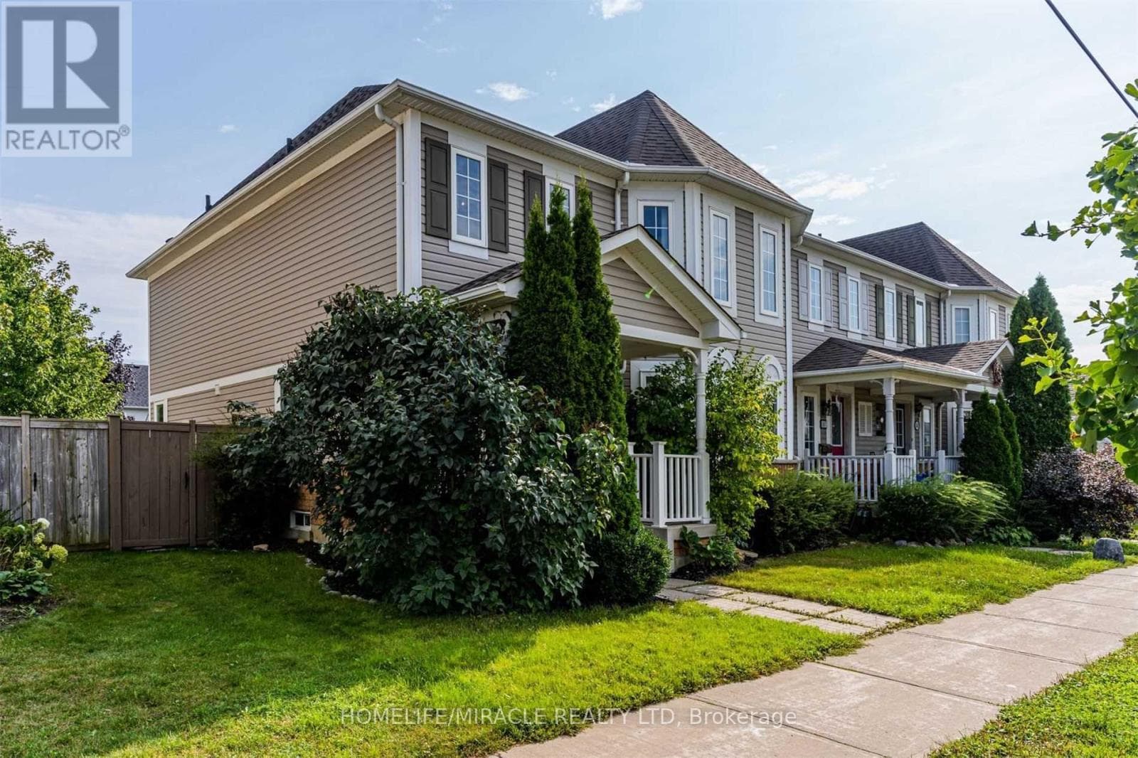 149 CARNWITH DRIVE EAST, Toronto — photo 2