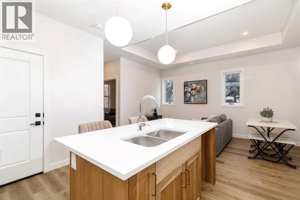 7, 5463 55 Avenue, Red Deer (Central Alberta) — photo 4