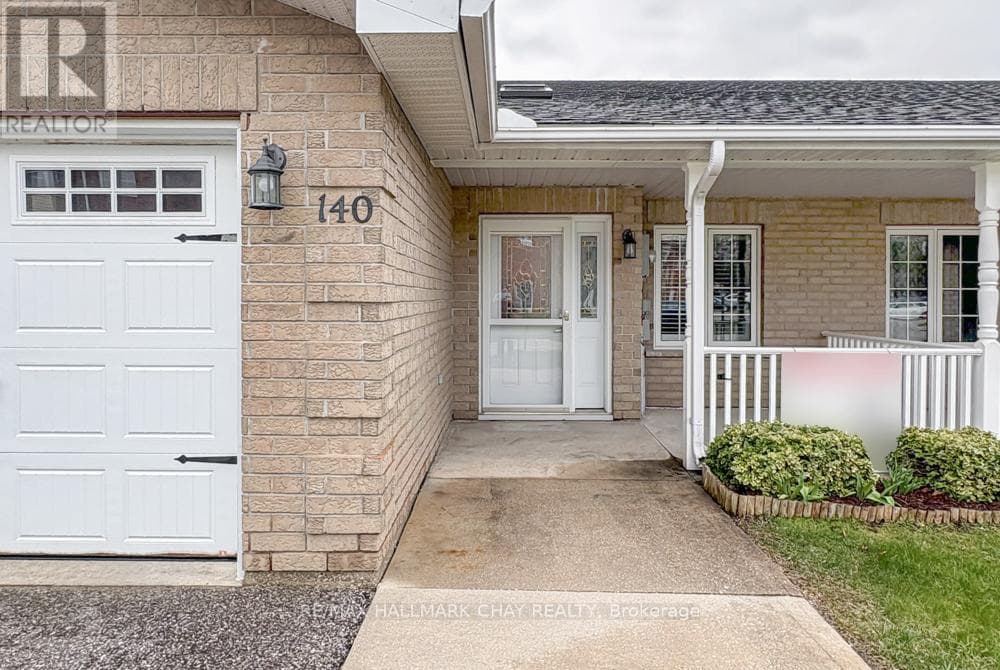 140 MEADOW LANE, Toronto — photo 3