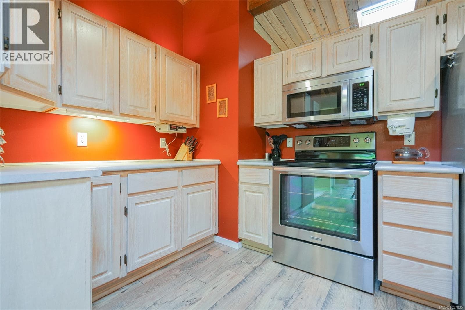 5847 River Rd, Vancouver Island — photo 4