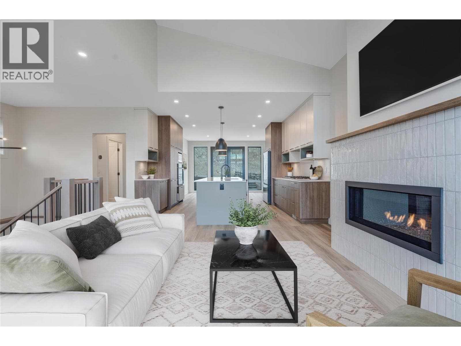 1100 ANTLER DRIVE UNIT 101, Interior REALTORS® — photo 5