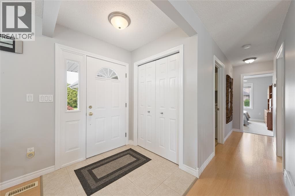 4335 BLUEPOINT DRIVE, Sarnia — photo 3