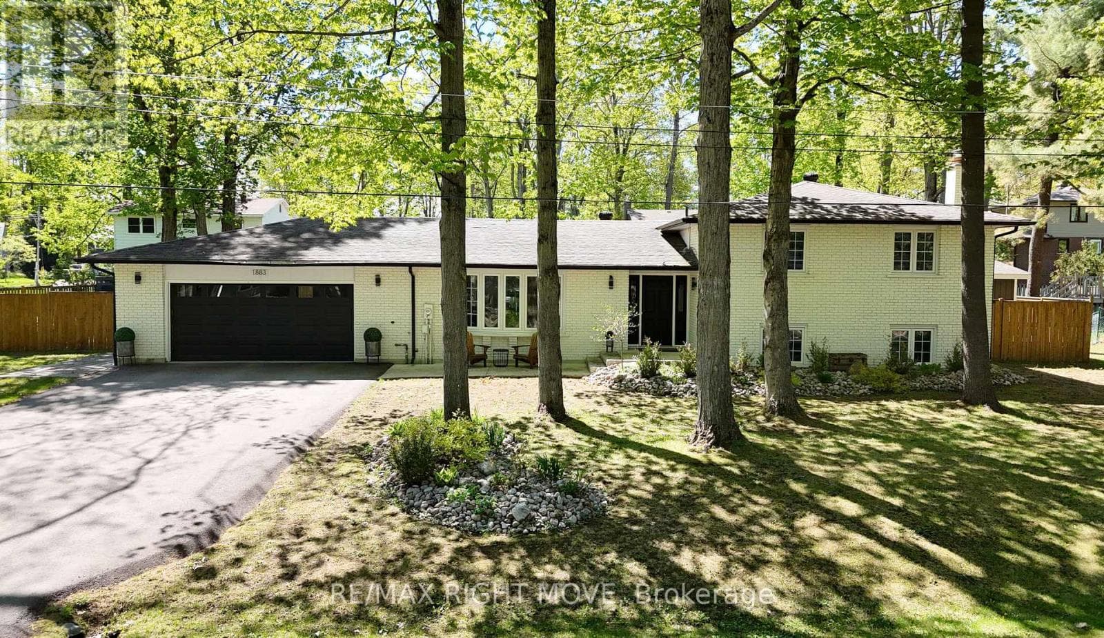 1883 GLEN OAK LANE, Toronto — photo 2