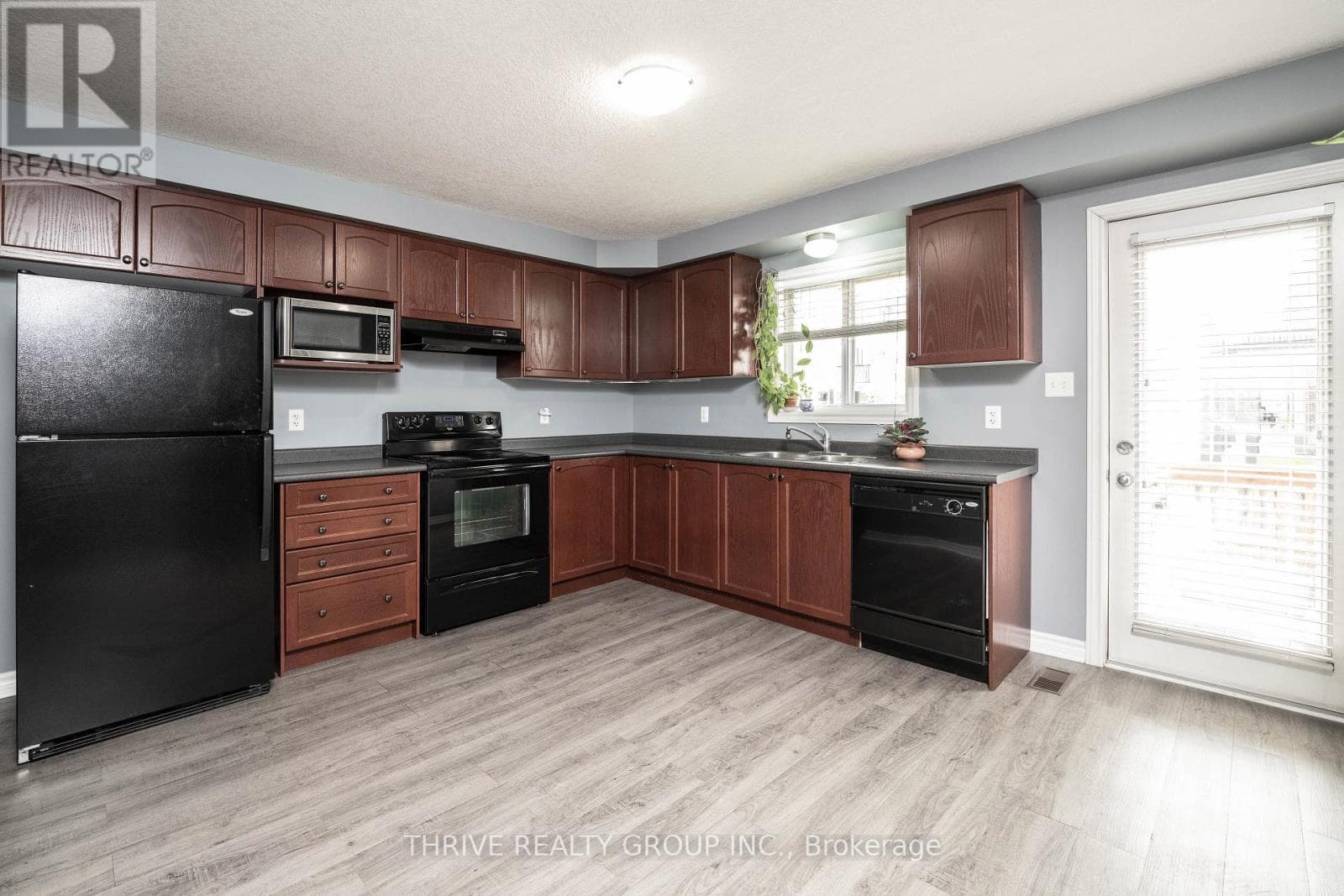 30 - 3320 MEADOWGATE BOULEVARD, London and St. Thomas — photo 5