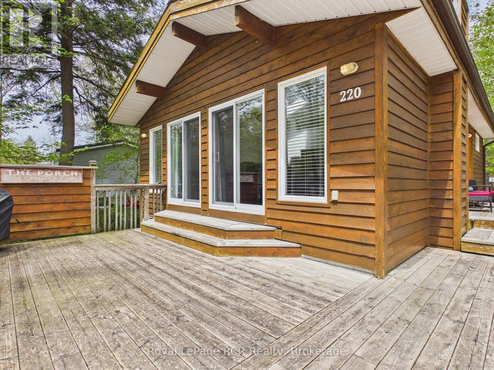 220 SHADYWOOD CRESCENT, OnePoint — photo 3