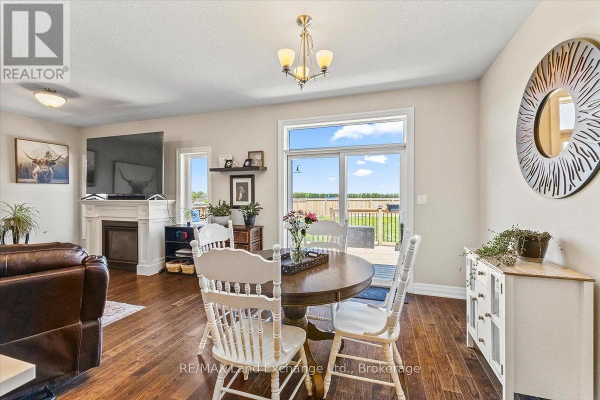 395 MARY ROSE AVENUE, OnePoint — photo 5