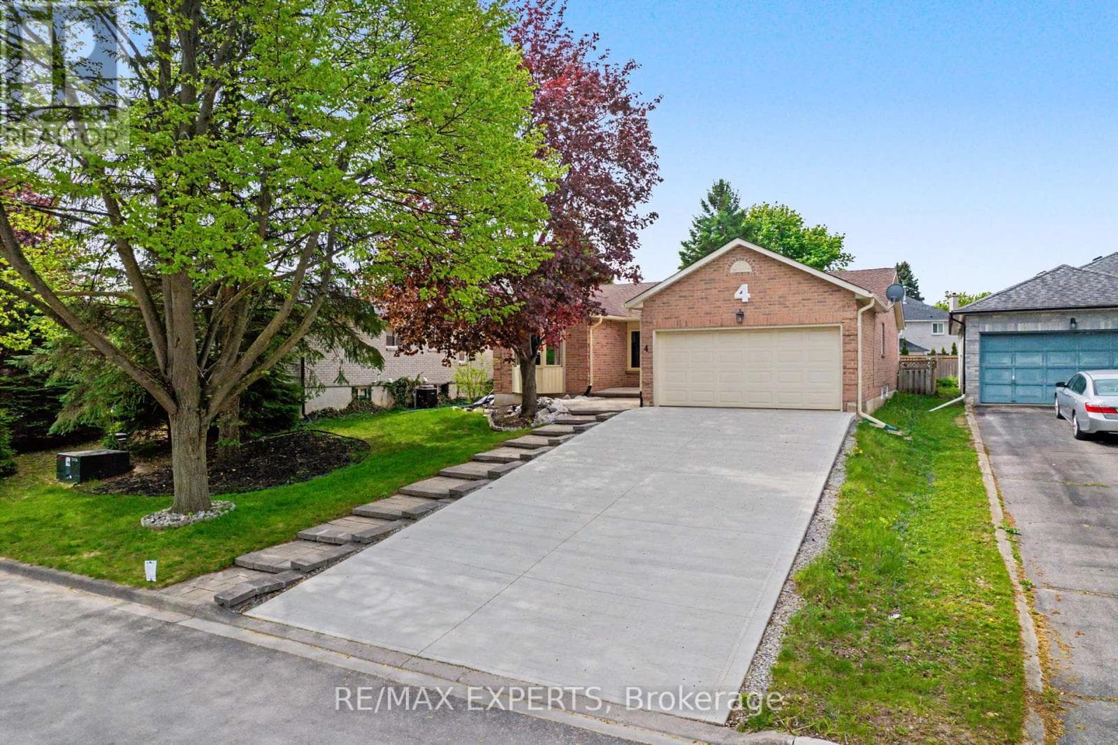 4 WILLIS DRIVE, Toronto — photo 3
