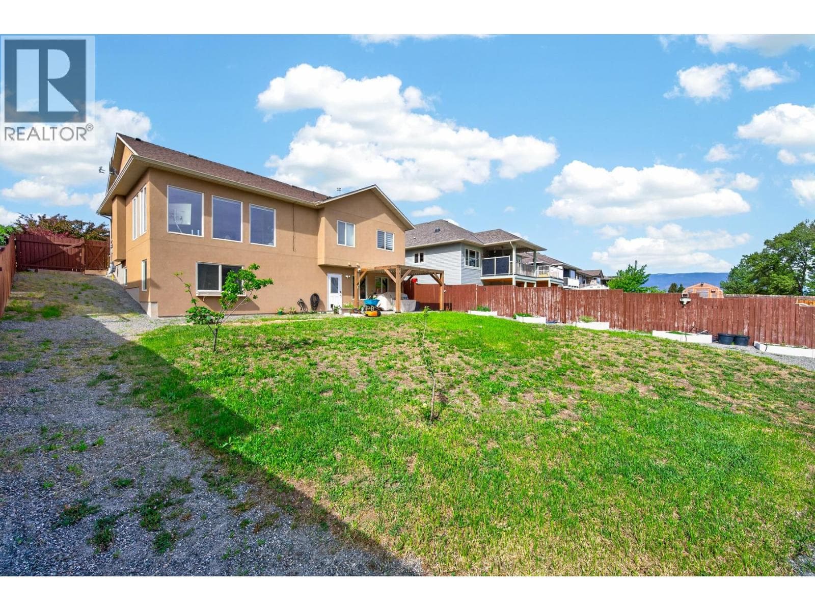 1616 Fir Road, Interior REALTORS® — photo 4