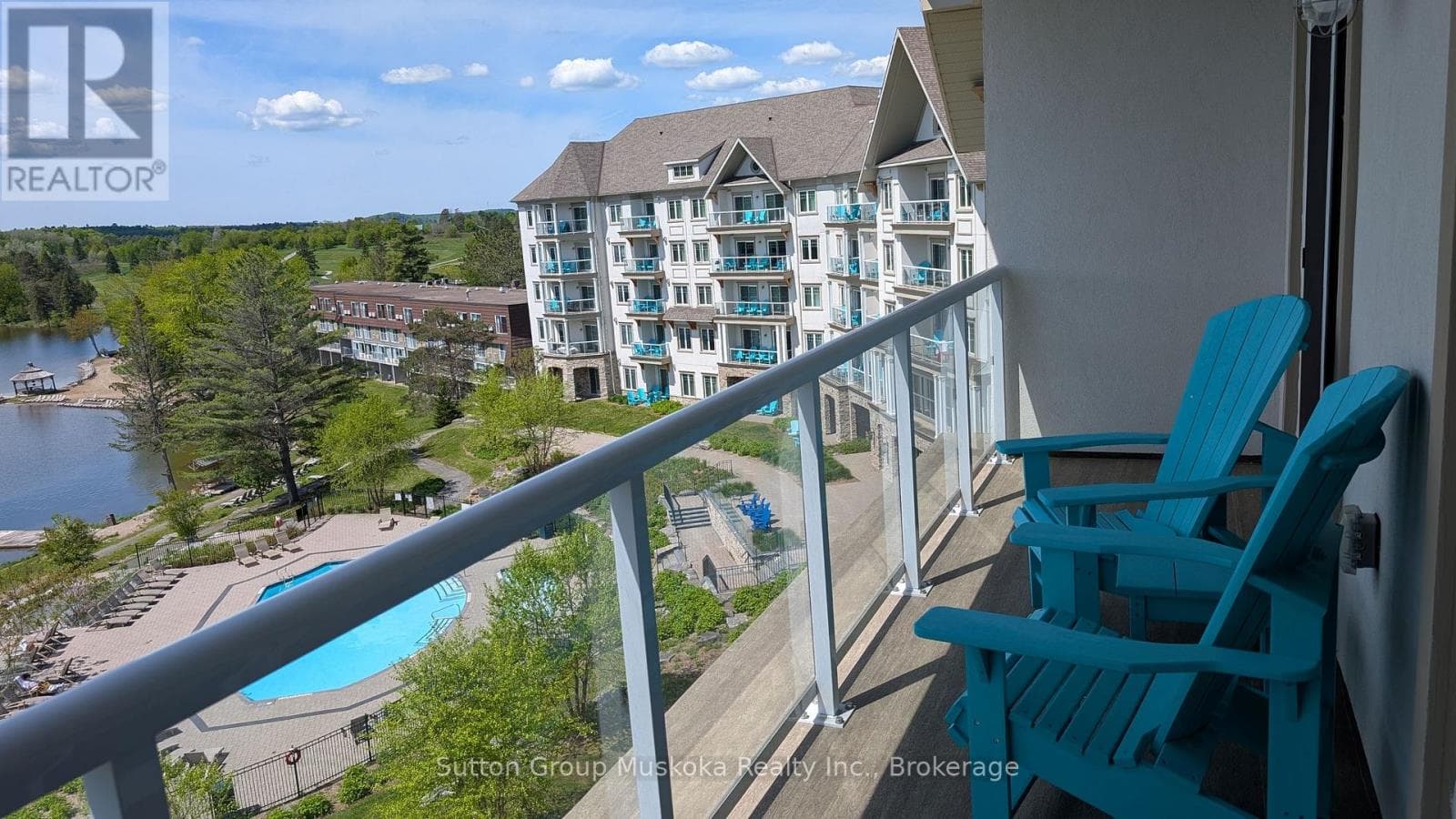 423 - 25 PEN LAKE POINT ROAD, OnePoint — photo 5