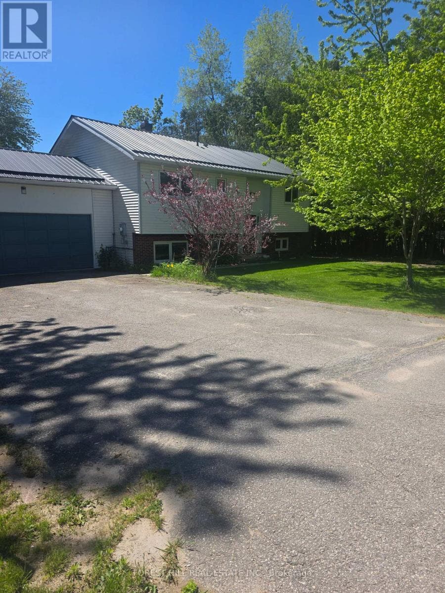 859 LAKESHORE ROAD E in