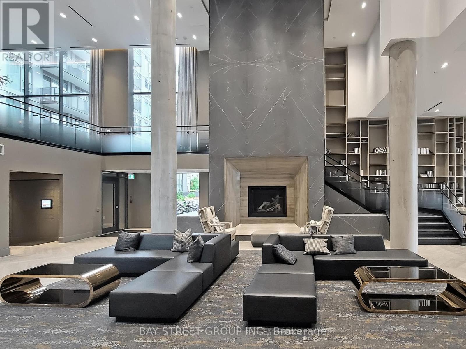 710 - 2450 OLD BRONTE ROAD E, Toronto — photo 3