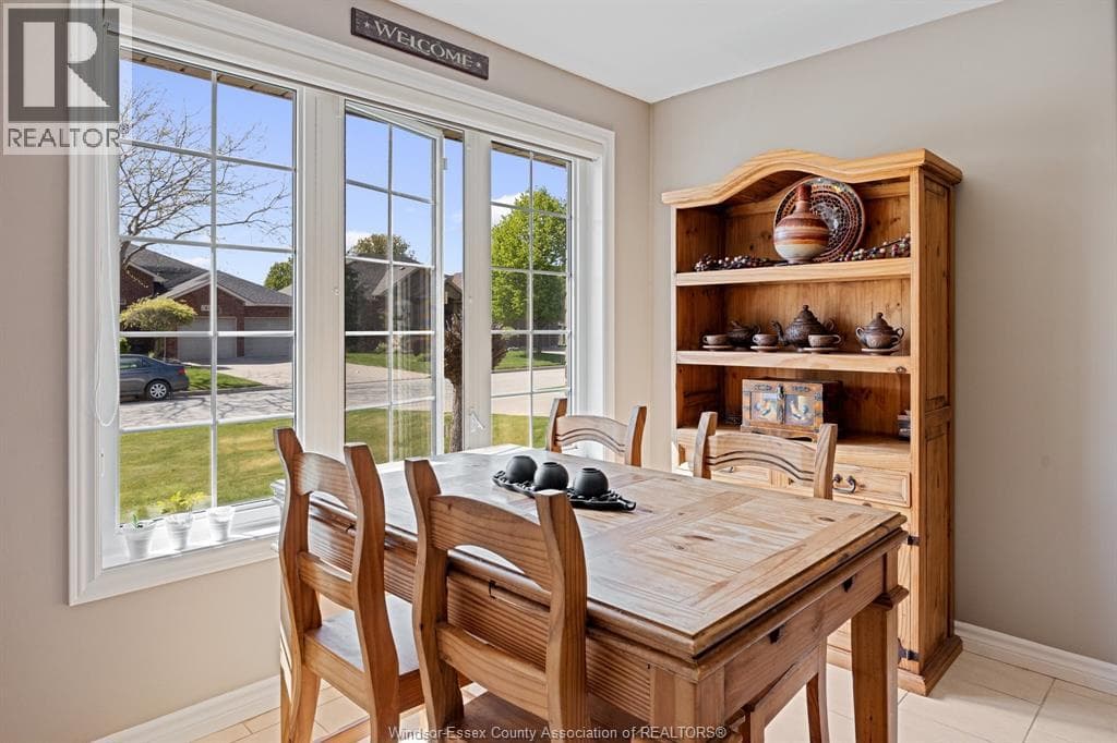 25 GOLFVIEW DRIVE, Windsor — photo 5