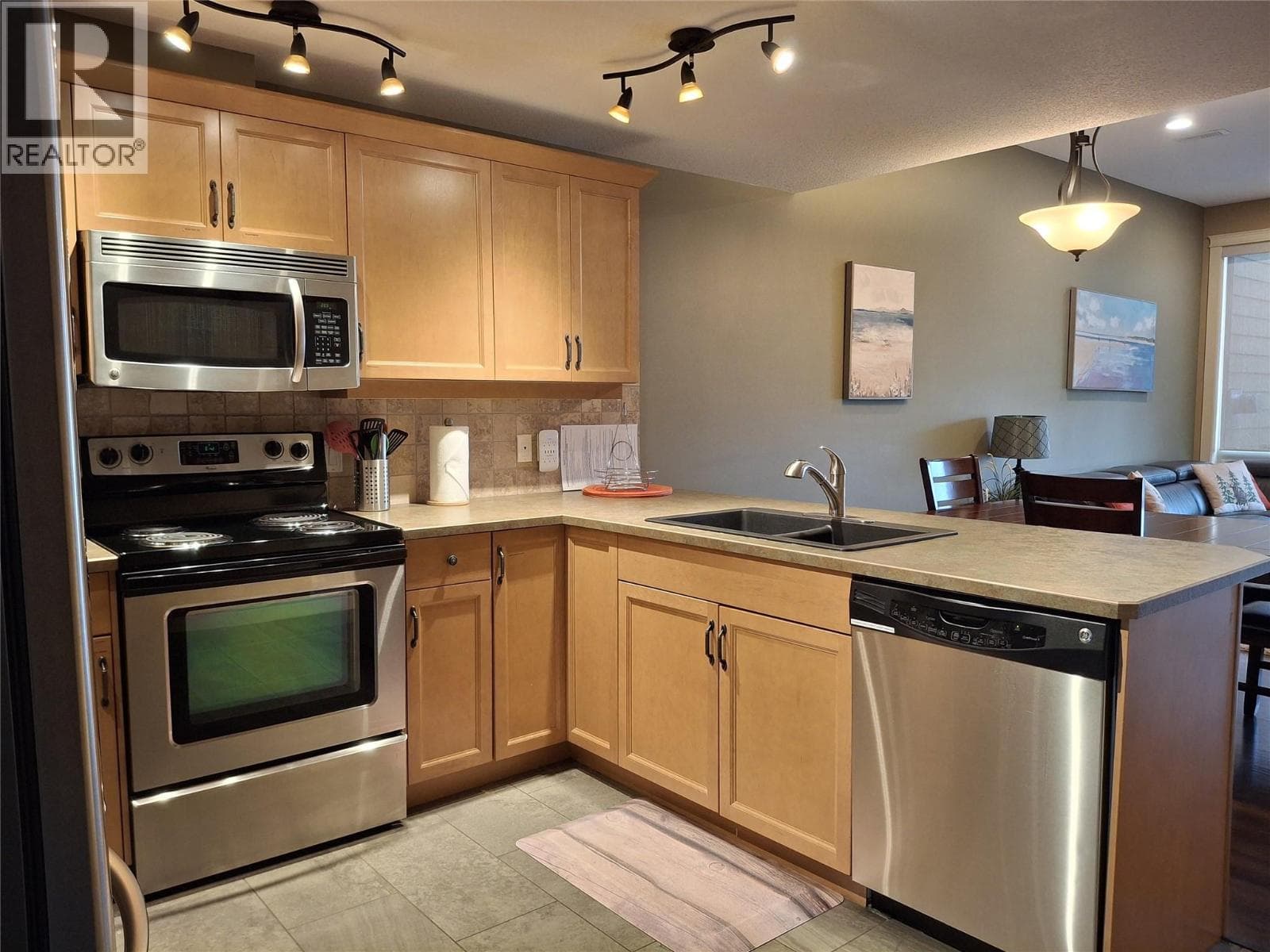 1134 PINE GROVE ROAD UNIT 29, Interior REALTORS® — photo 5
