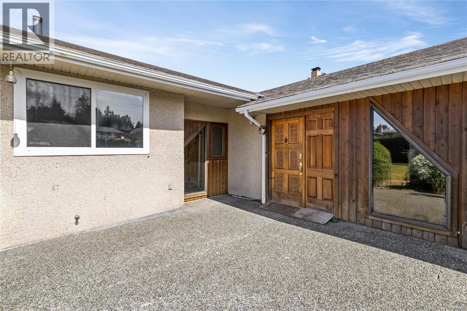 9921 ECHO HEIGHTS, Vancouver Island — photo 3