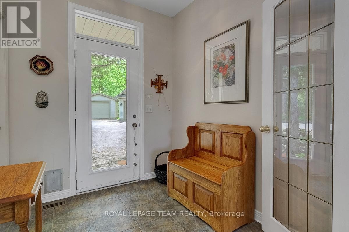 912 MAPLE HILL ROAD, Ottawa — photo 2