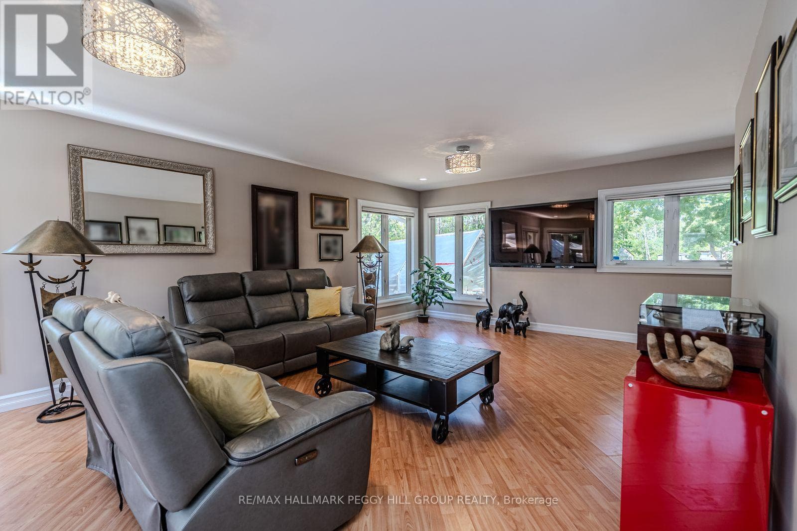 2582 LEONARD STREET, Toronto — photo 4