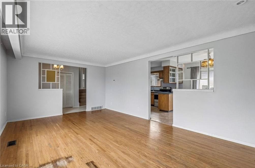 29 HEATHER COURT, Cornerstone — photo 4