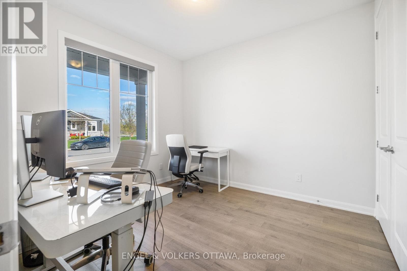 777 COAST CIRCLE, Ottawa — photo 4