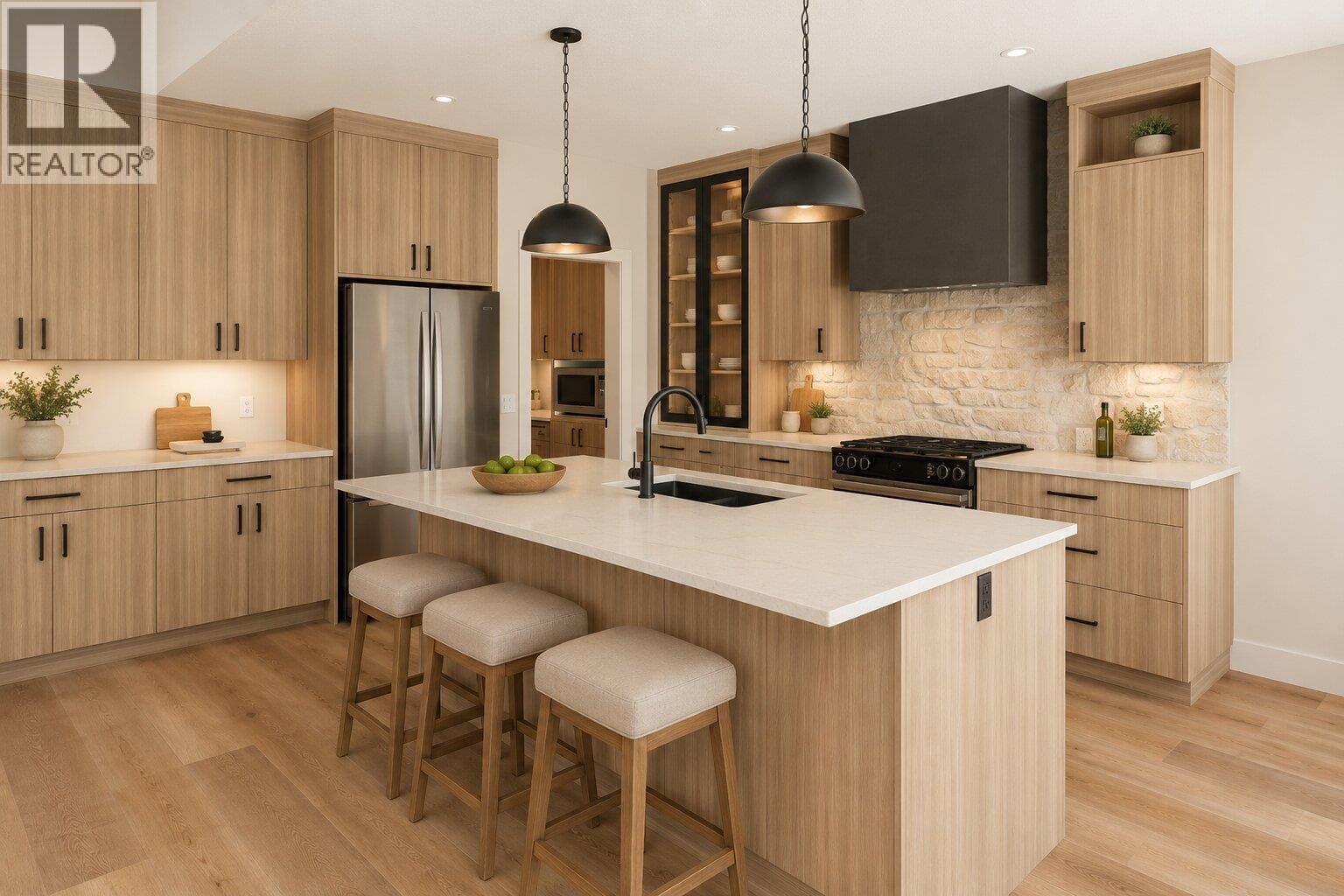 2125 Montenegro Drive, Interior REALTORS® — photo 3