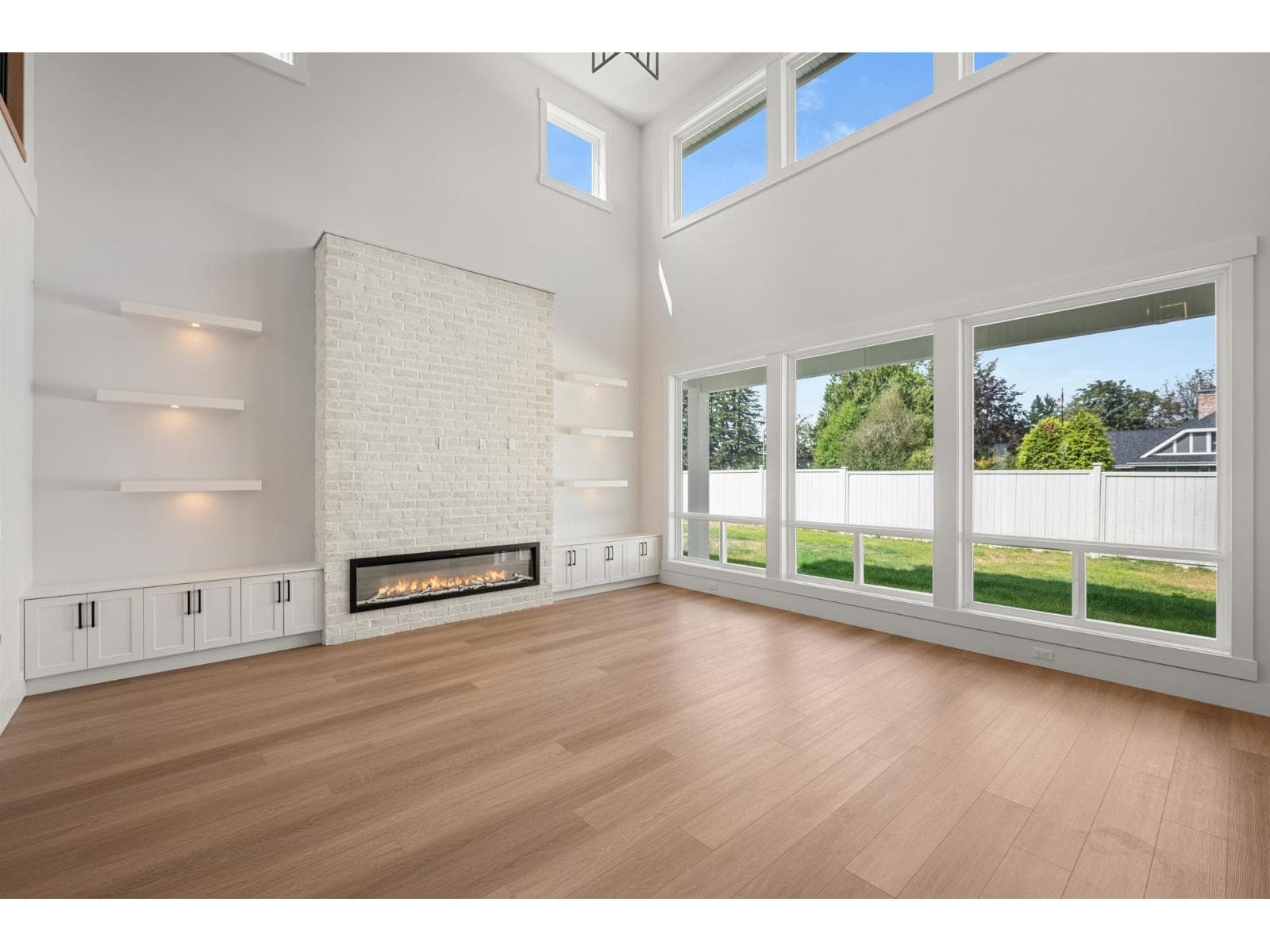 24833 ROBERTSON CRESCENT, Fraser Valley — photo 5