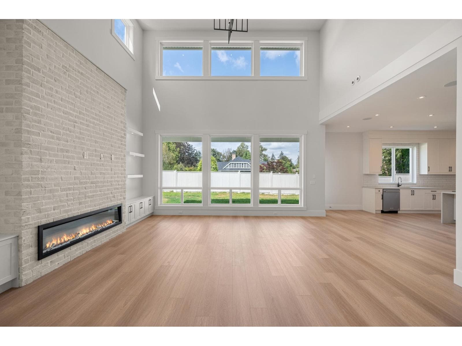 24833 ROBERTSON CRESCENT, Fraser Valley — photo 4