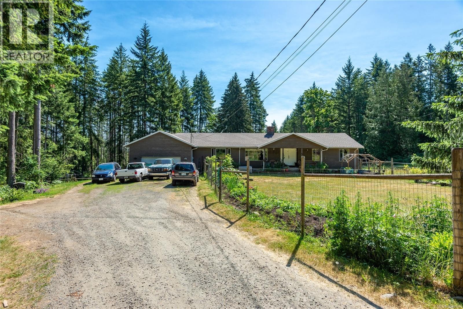 8598 Island Hwy N, Vancouver Island — photo 2