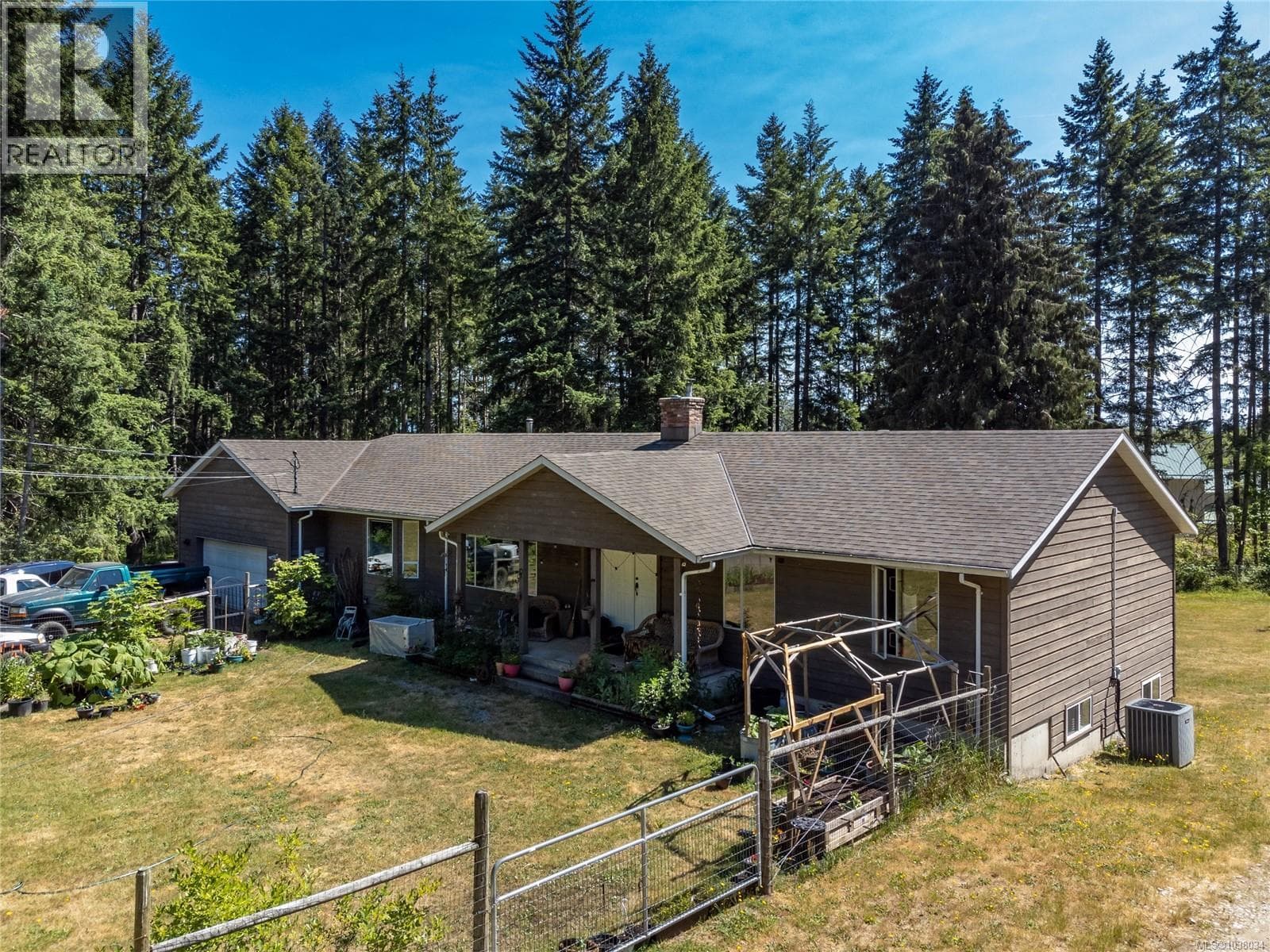 8598 Island Hwy N, Vancouver Island — photo 3